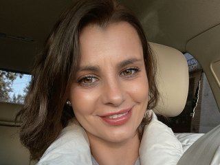 Picture of AnishaBee